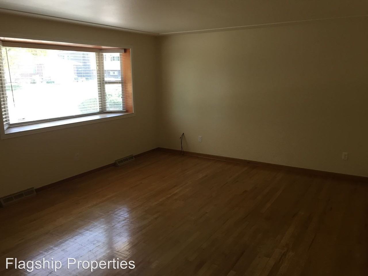 329 Emporia St - Photo 3 of 11