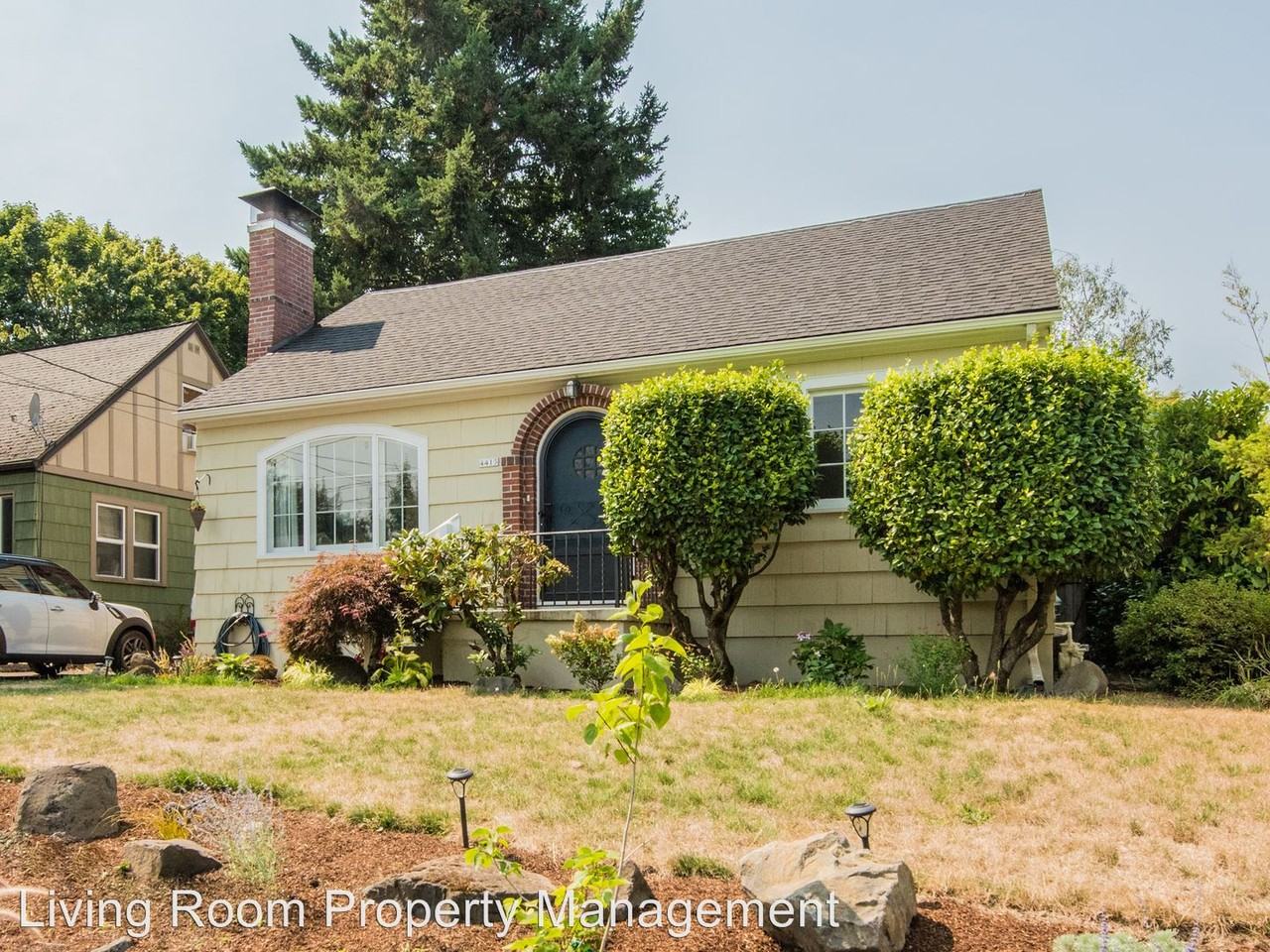 4415 NE 41st Ave - Photo 2 of 44