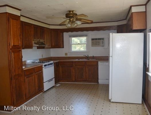 770 Patterson Rd - Photo 3 of 8