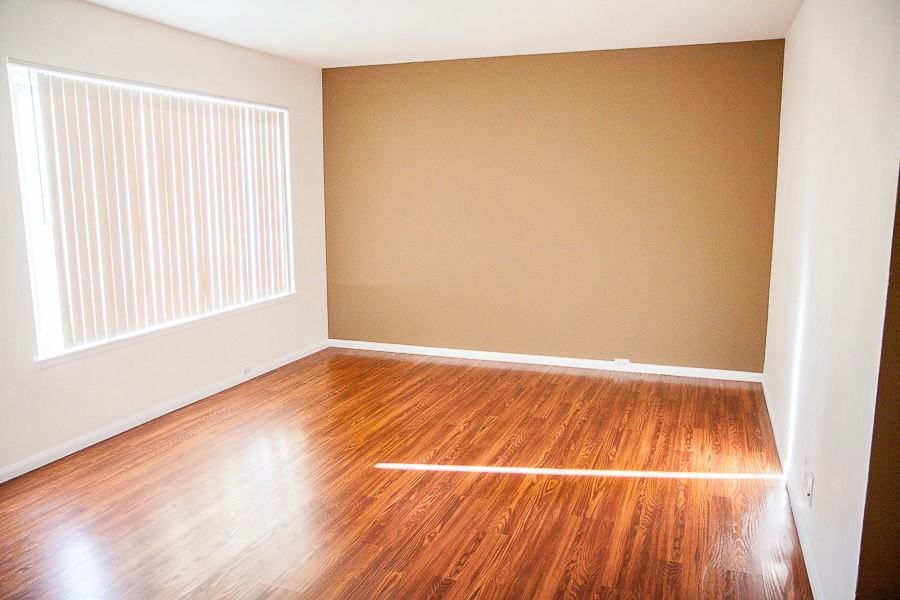 19859 Kingswood Lane - Photo 2 of 9