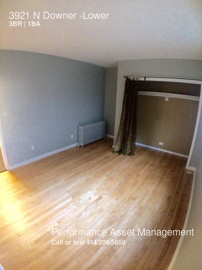 3921 N Downer Ave - Photo 3 of 10