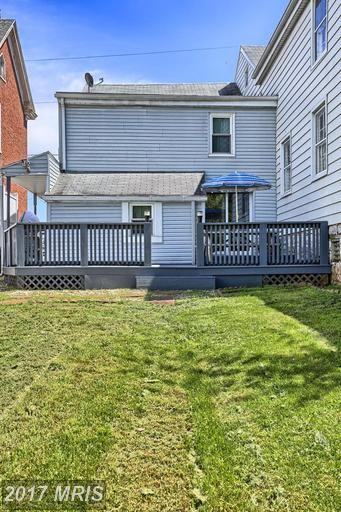 123 S Carlisle St - Photo 2 of 20