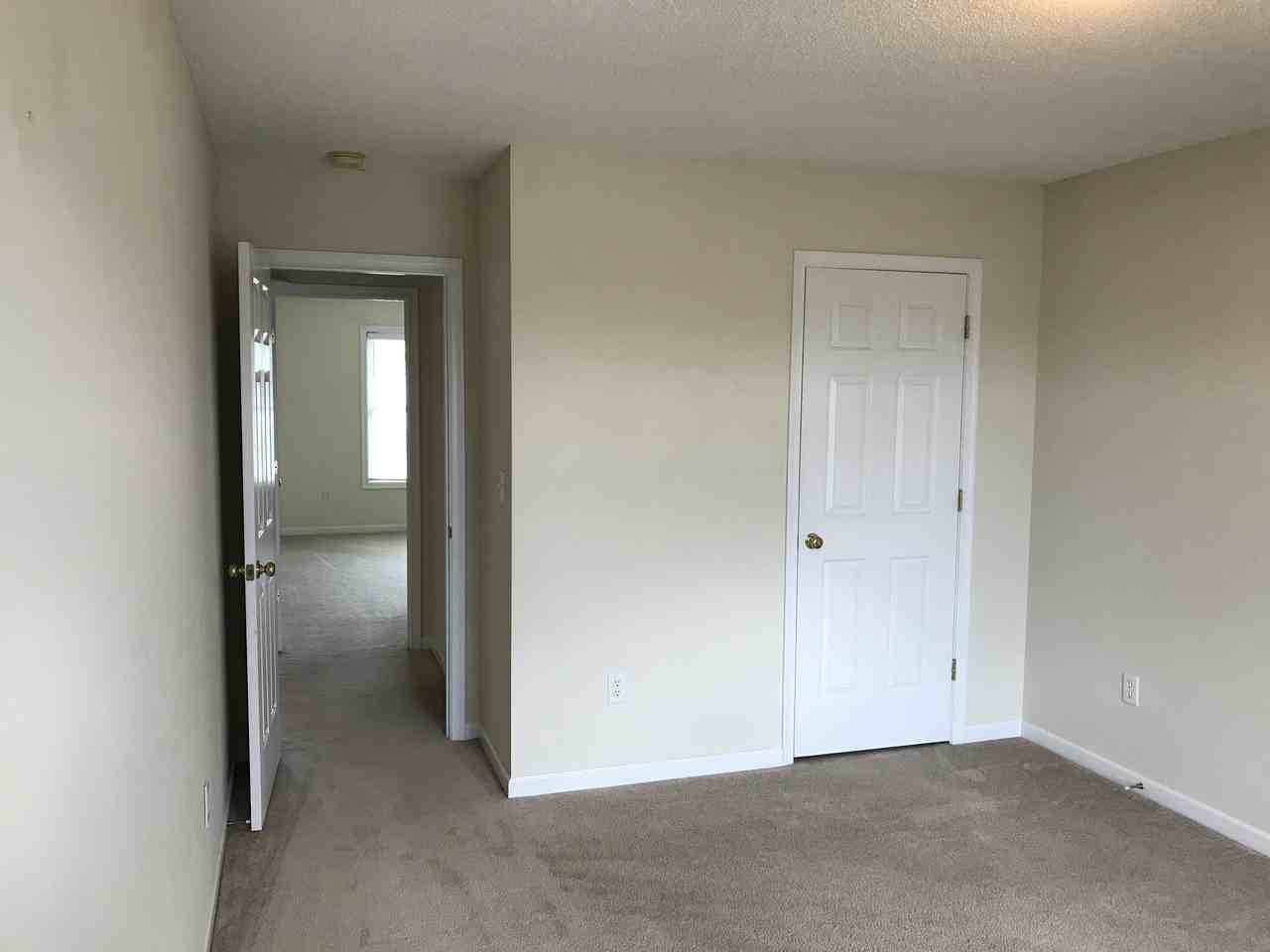 88 Joy Ln - Photo 2 of 21