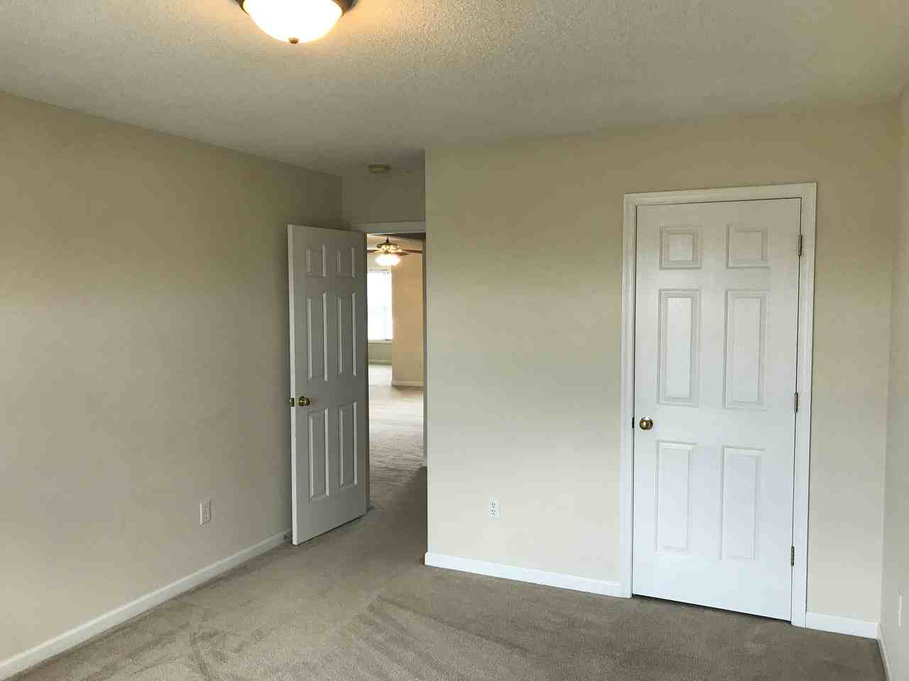 88 Joy Ln - Photo 3 of 21