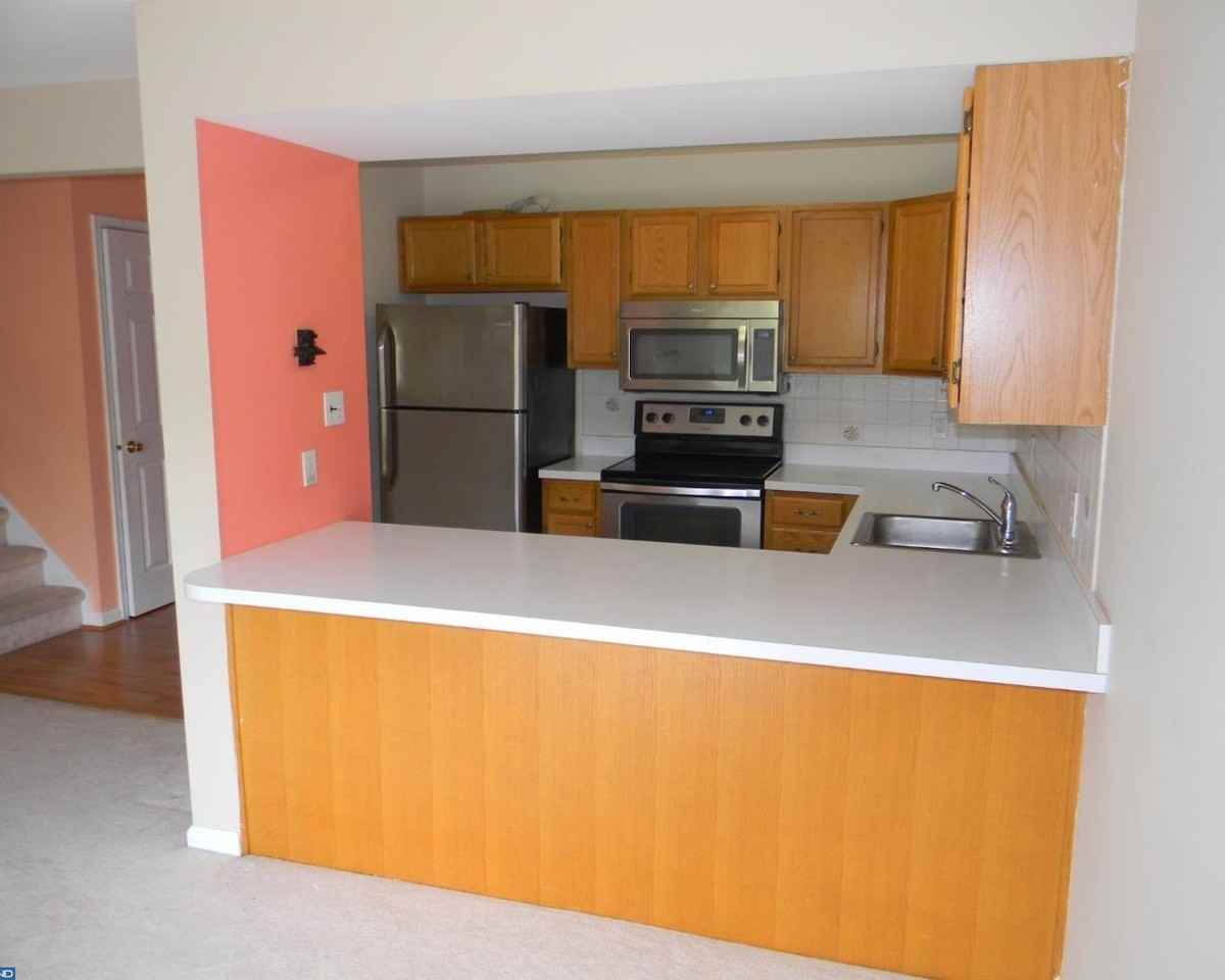 312 Welsh Cir - Photo 2 of 25