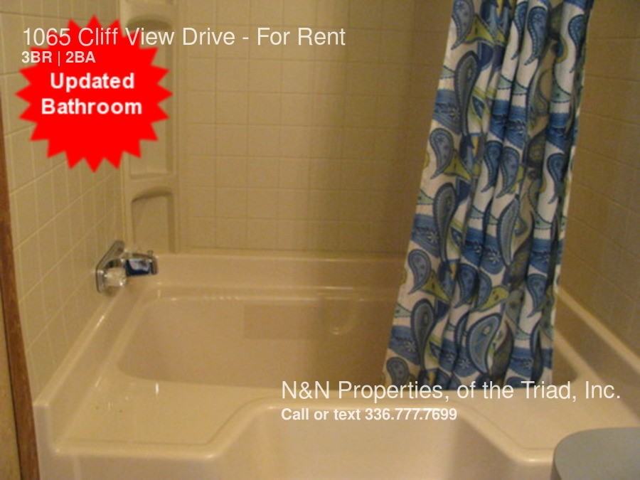 309 E King St - Photo 3 of 15