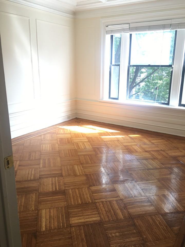 Willoughby & Washington #345D