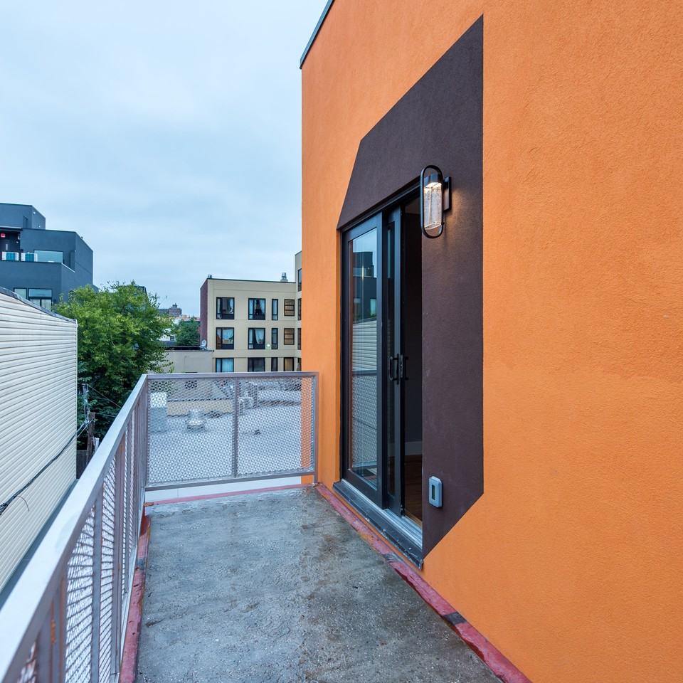 368 Throop Avenue #24DX