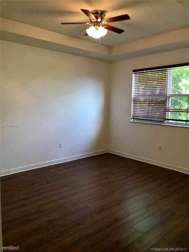 13776 SW 114th Terrace - Photo 2 of 9