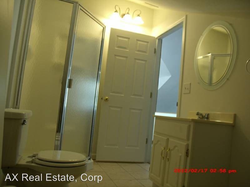 24 E Cross St - Photo 3 of 12