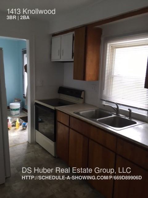 1413 Knollwood Ave - Photo 2 of 12