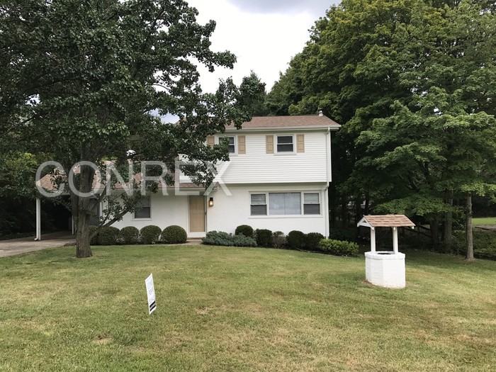 9154 Zoellner Dr - Photo 2 of 12