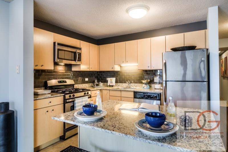 200 North Columbus Drive #2br - Photo 2 of 10