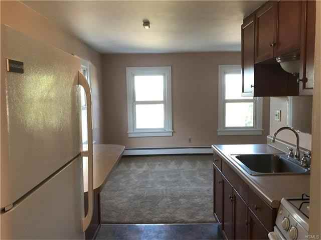 130 N Montgomery St - Photo 3 of 11