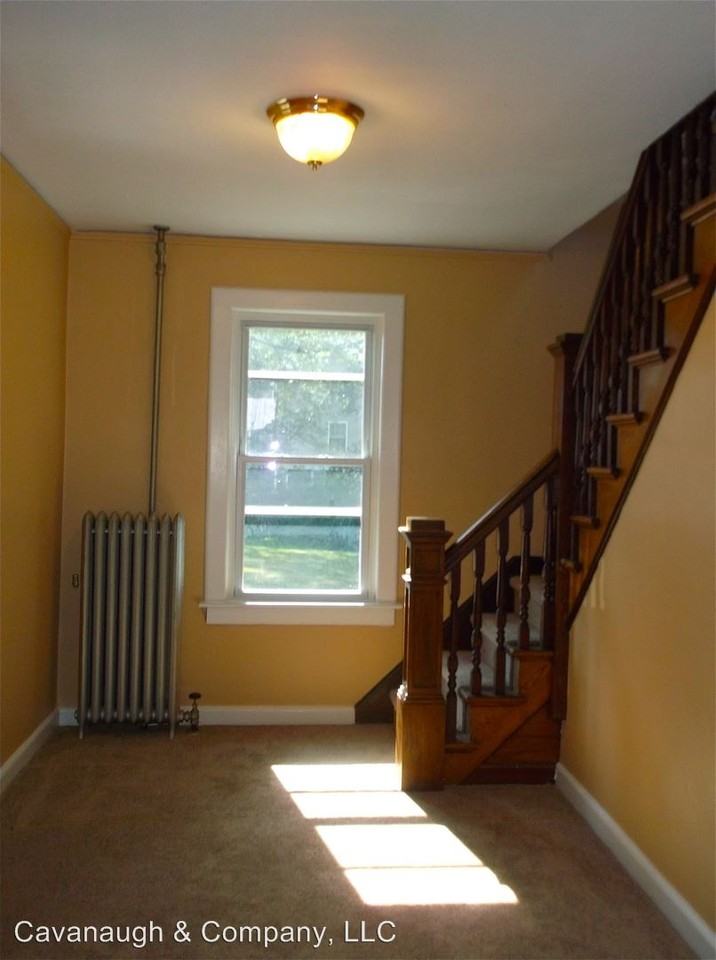 93 West St - Photo 2 of 26