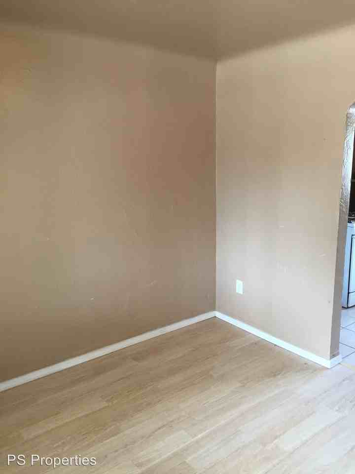 451 58th St NW - Photo 2 of 5