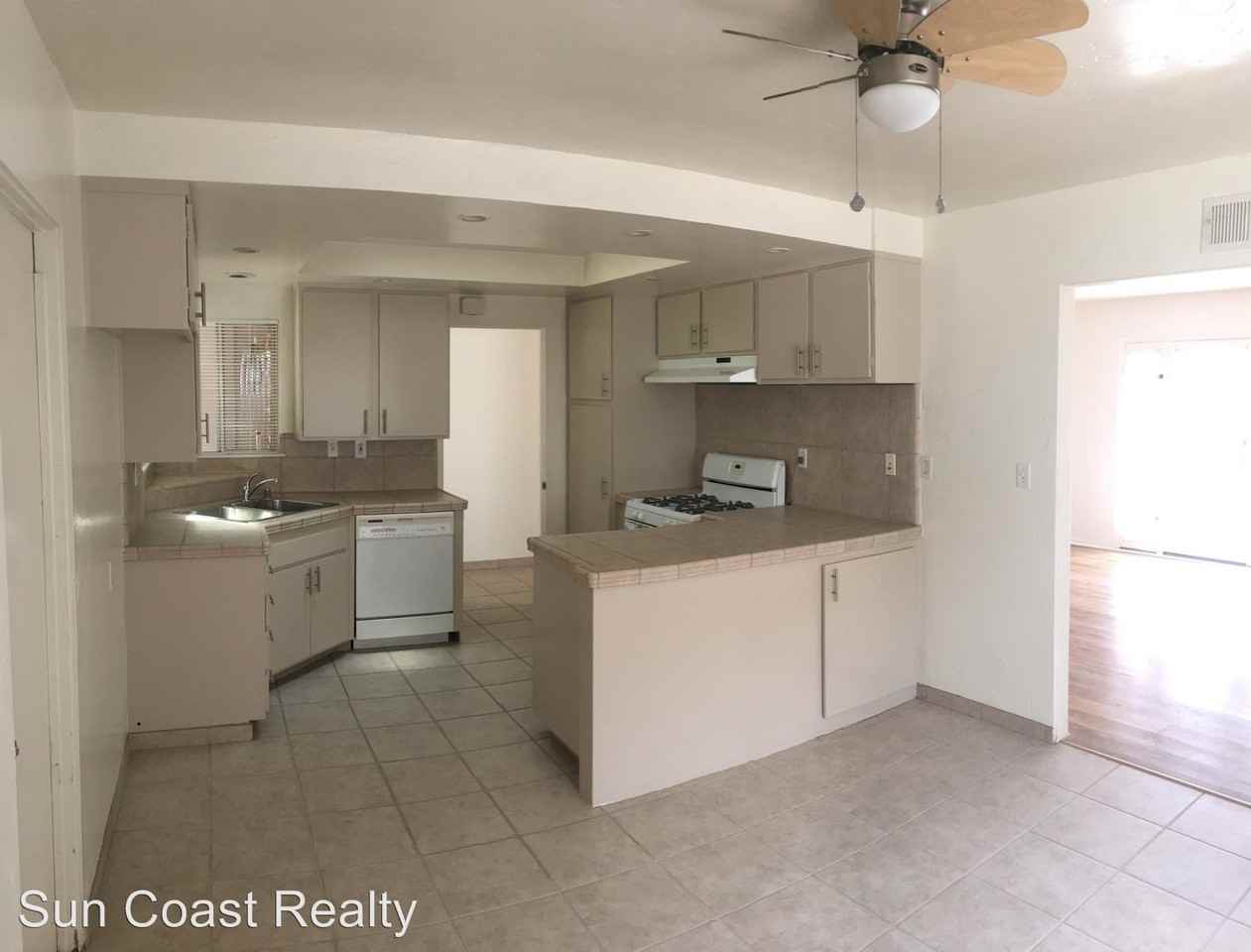 653 Ferrara Way - Photo 3 of 15