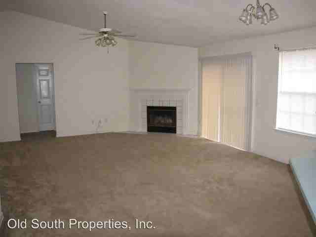 612 Desert Oak Dr - Photo 3 of 13