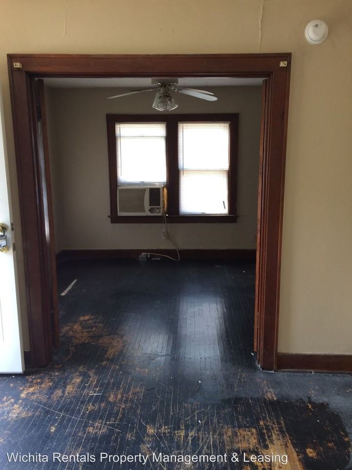533/535 N. Topeka - Photo 3 of 5