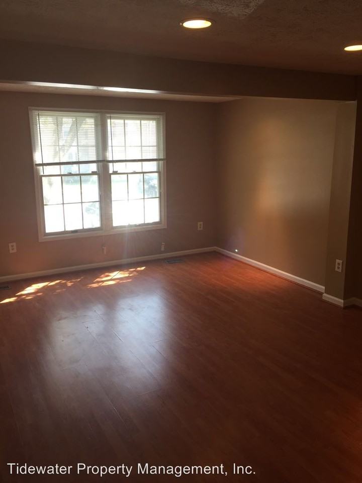 8200 Township Dr - Photo 2 of 10