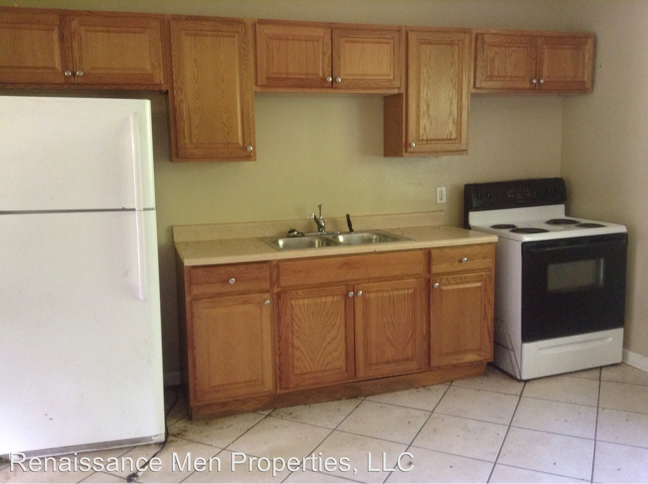 2048 E Teralta Cir - Photo 2 of 3