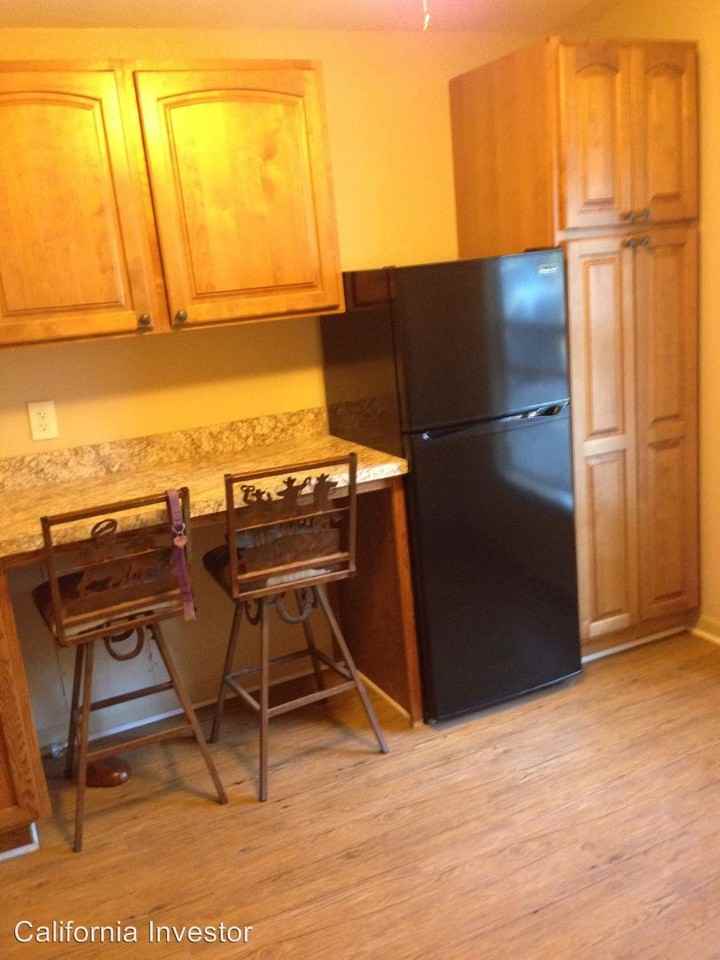 3280 Hanson Hollow Rd - Photo 2 of 12