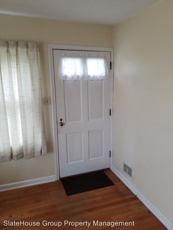 321 Church Lane Rd - Photo 2 of 11