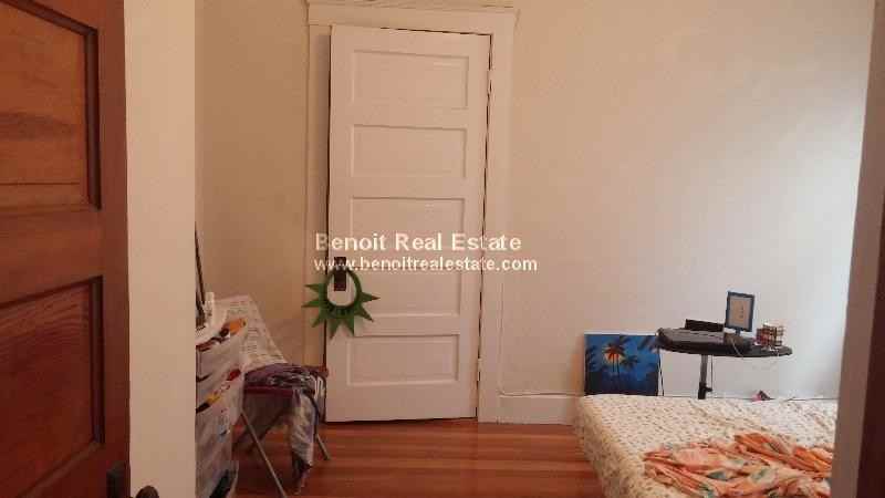 258 Belmont Street - Photo 3 of 7
