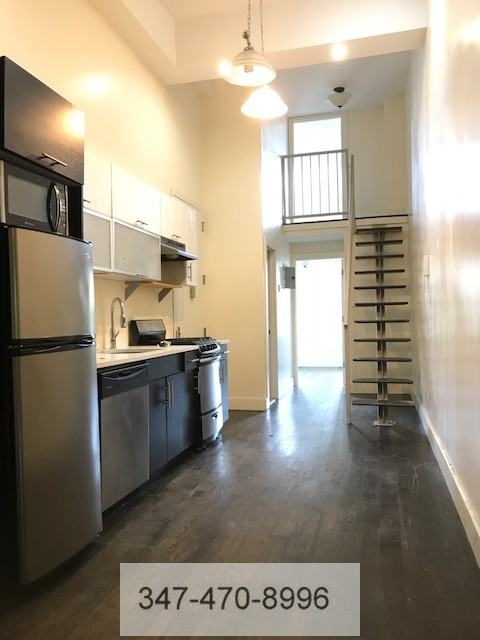 High Ceiling, No Fee, Spacious #3C