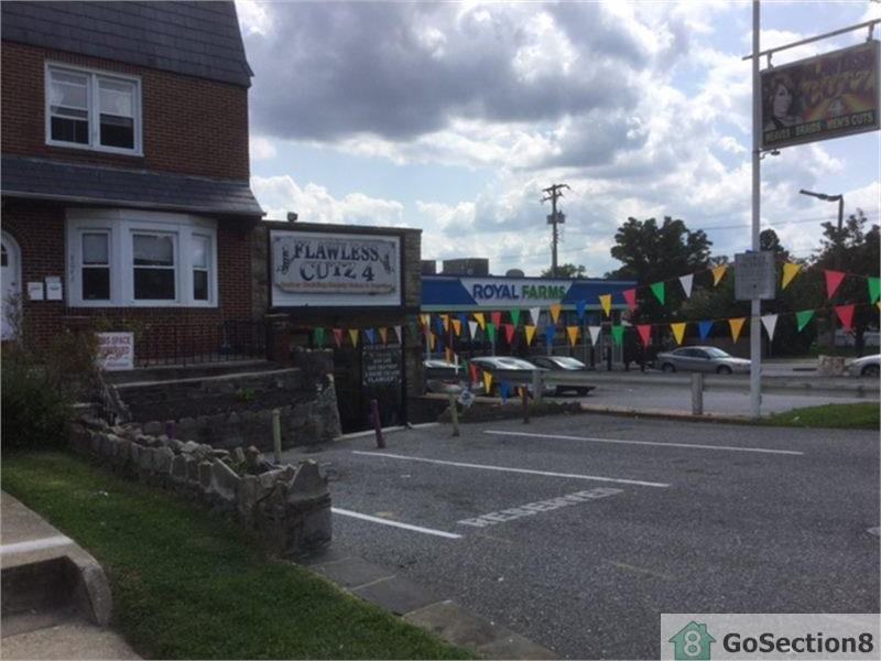 4043 Wilkens Ave - Photo 2 of 15