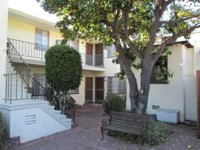 2461 Federal Ave #2ndFL - Photo 1