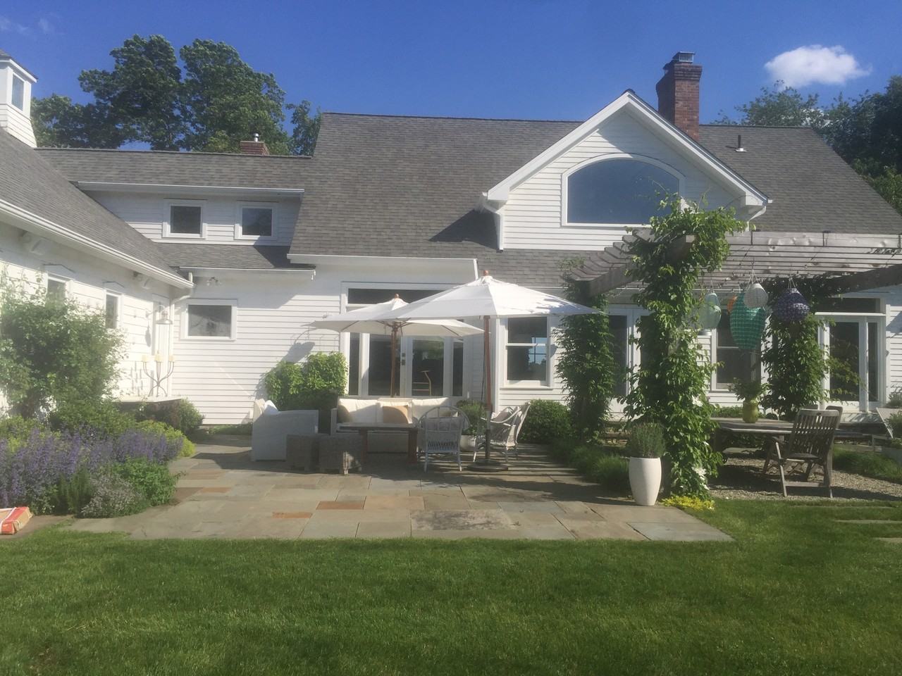 80 Stuart Rd E - Photo 3 of 19