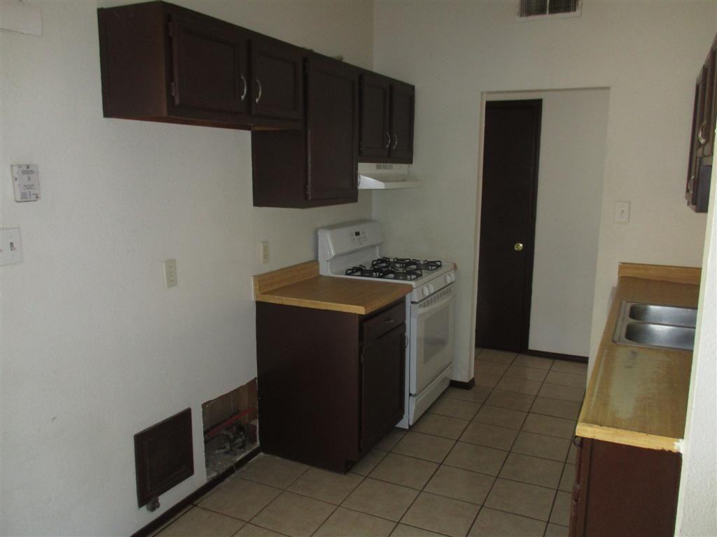 11957 Picasso Dr - Photo 3 of 15