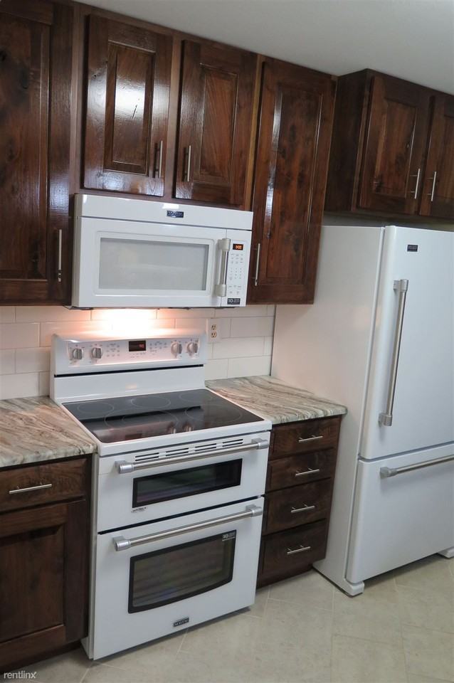 1902 Park De Ville Pl - Photo 3 of 16