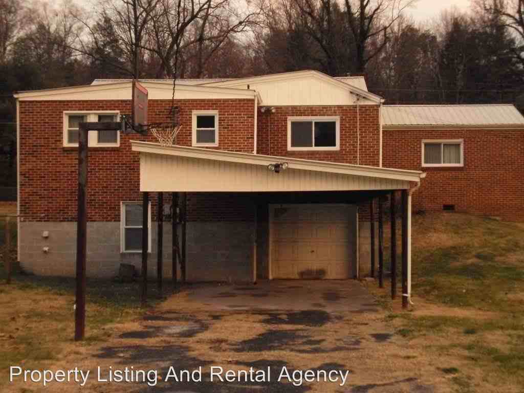 733 Maple Ave - Photo 2 of 14