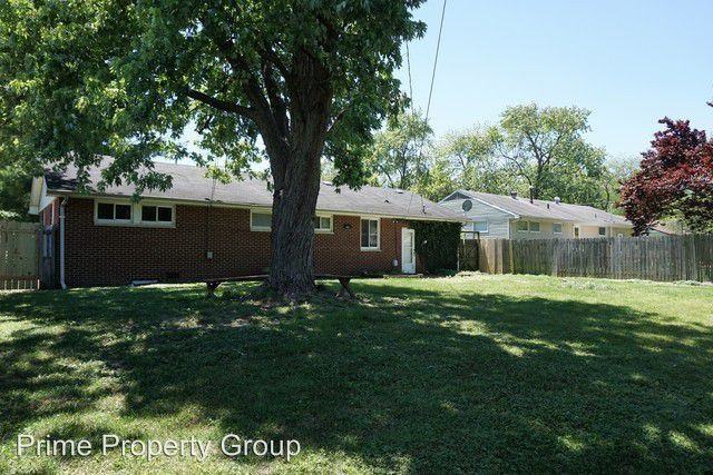 1902 Cypress Dr - Photo 2 of 11