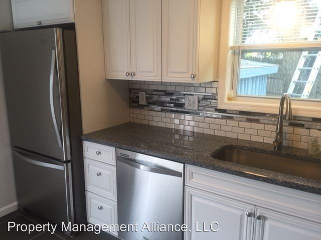 104 Horseshoe Dr - Photo 2 of 20