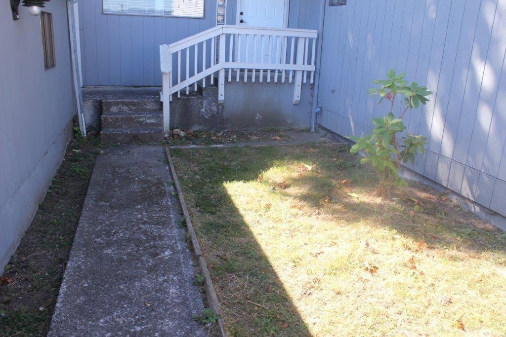 163 Bond St - Photo 2 of 18