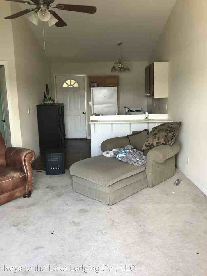 254 Hanks Haven Dr - Photo 2 of 4