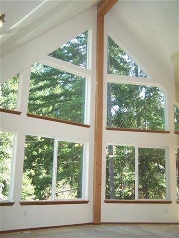 1391 Oakmont Dr - Photo 2 of 5