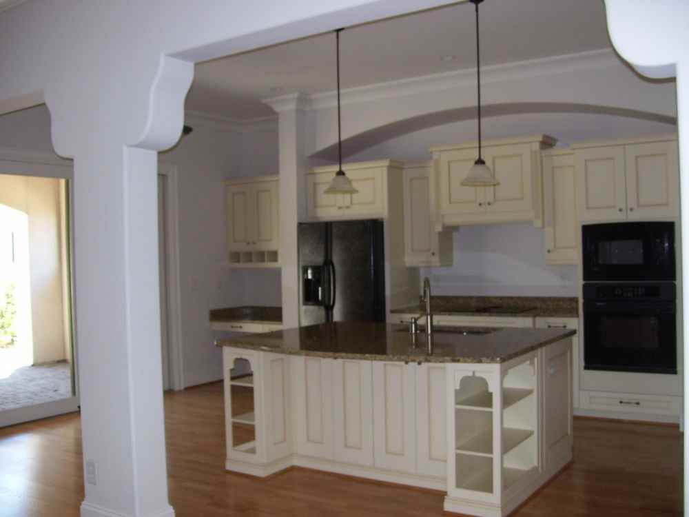 1417 S Moorings Dr - Photo 3 of 15