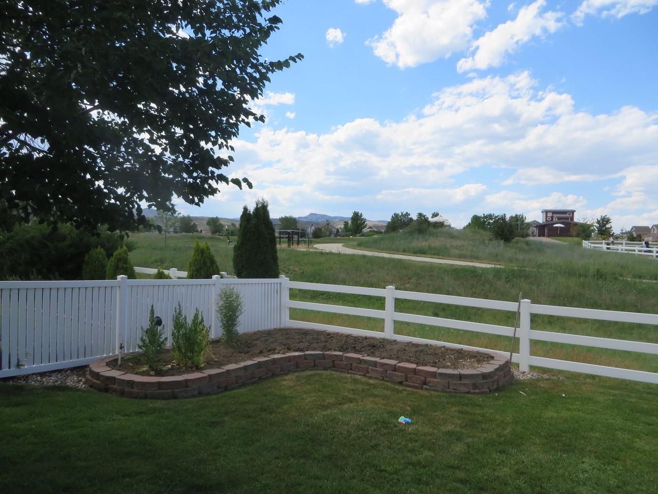 1420 Reeves Drive - Photo 2 of 23