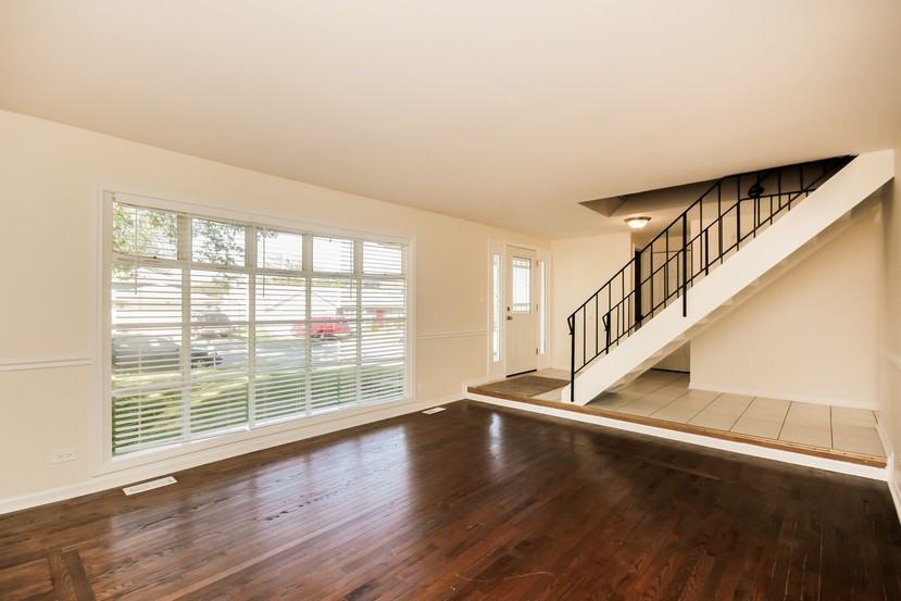 24 Joslyn Dr - Photo 2 of 11