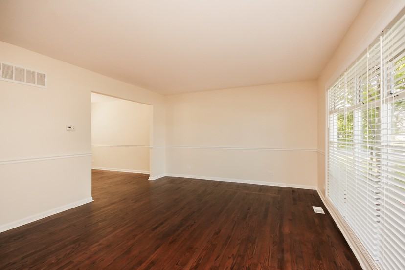 24 Joslyn Dr - Photo 3 of 11