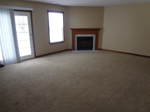 6676 Wimbledon Dr - Photo 3 of 10