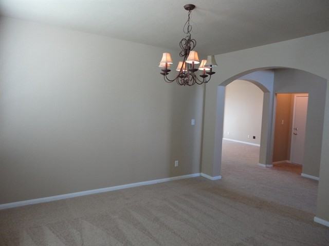 2221 Plainfield Ct - Photo 3 of 23