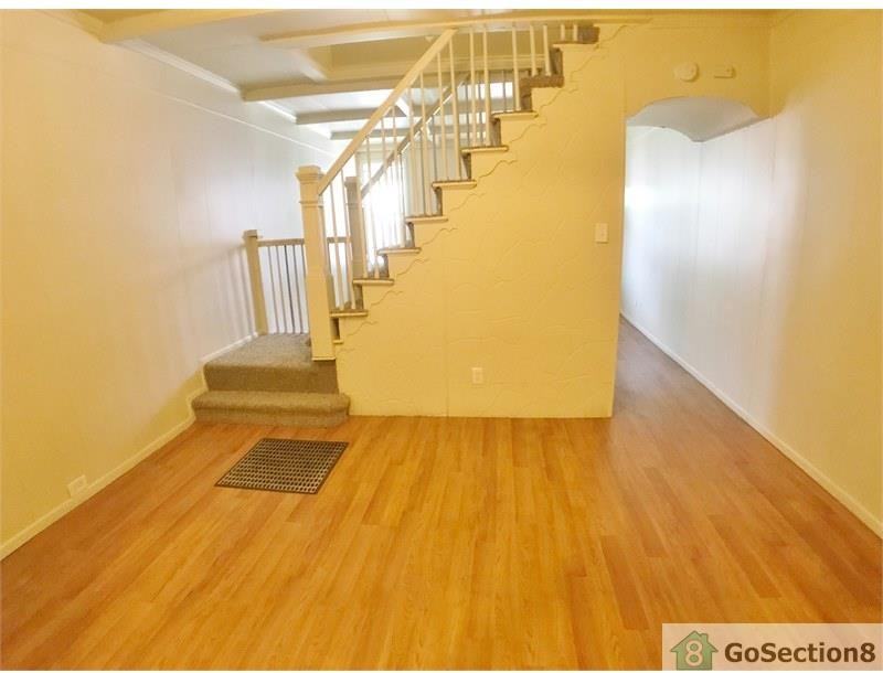 2228 Cedley St - Photo 2 of 12