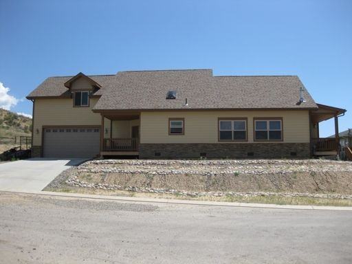 2428 Pioneer Way - Photo 2 of 9