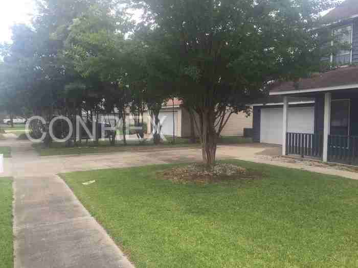 115 Train Dr - Photo 2 of 24