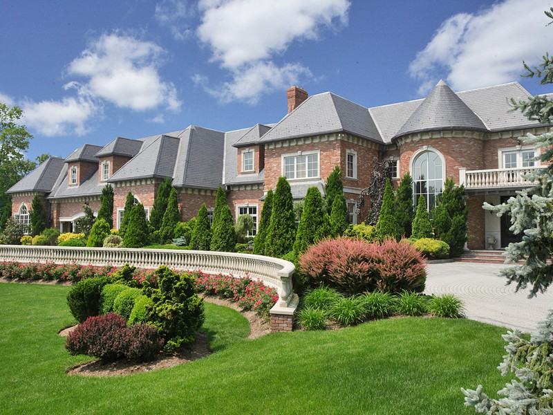 2 Margo Way - Photo 2 of 9